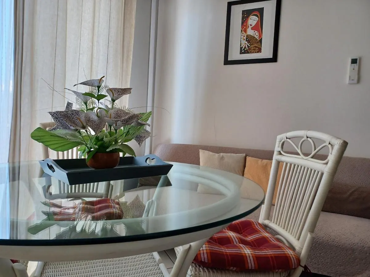 Apartment Orange Sunset, Seaview & Beach Front Alghero